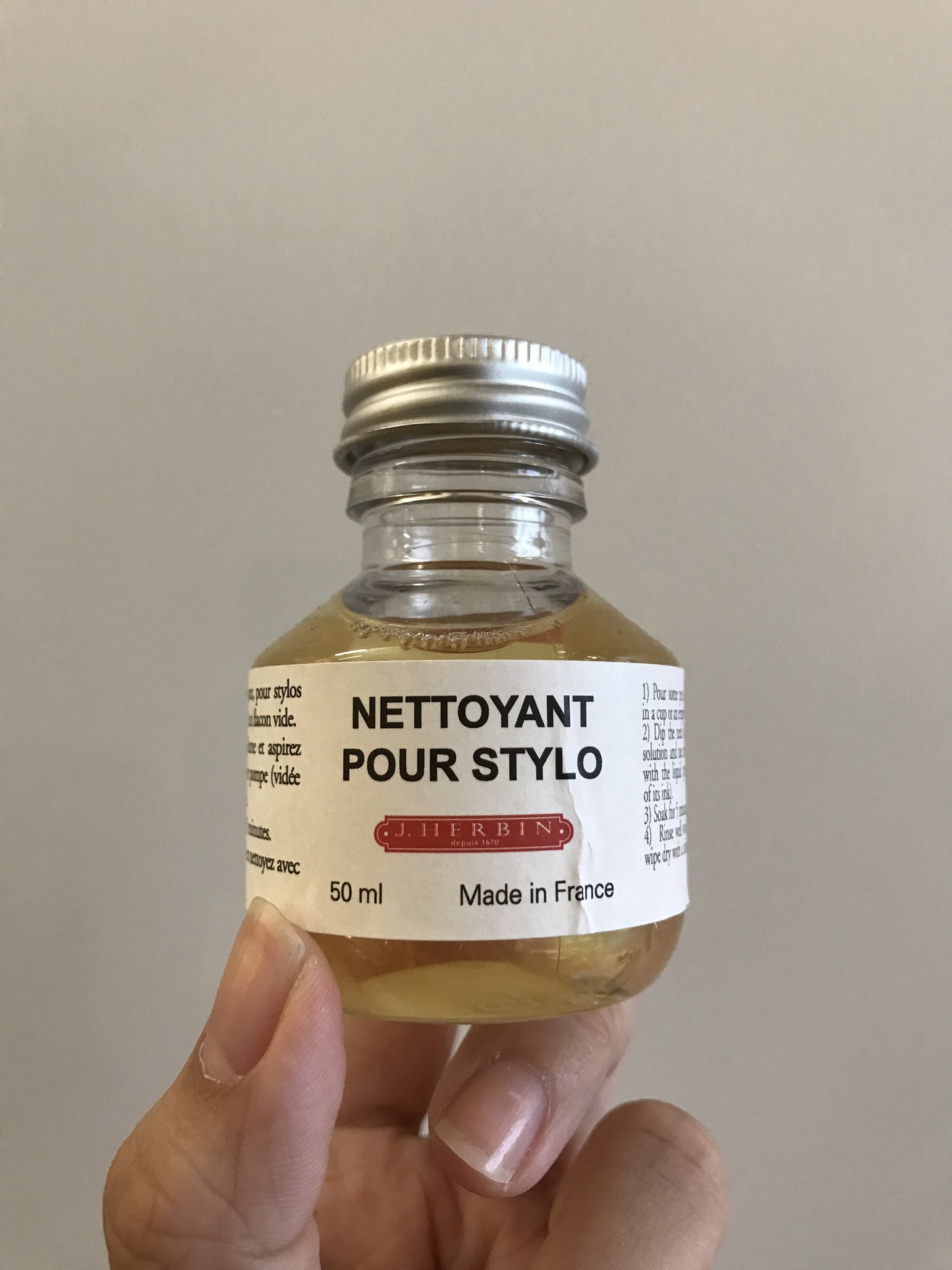 Cleaning Solution for Fountain Pen - Emporium of the Modern Man
- 2