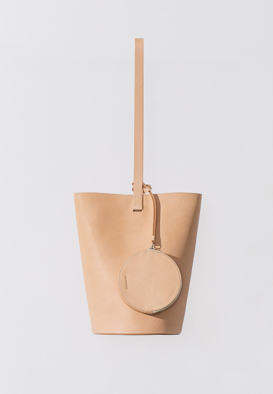 Basket in Nude