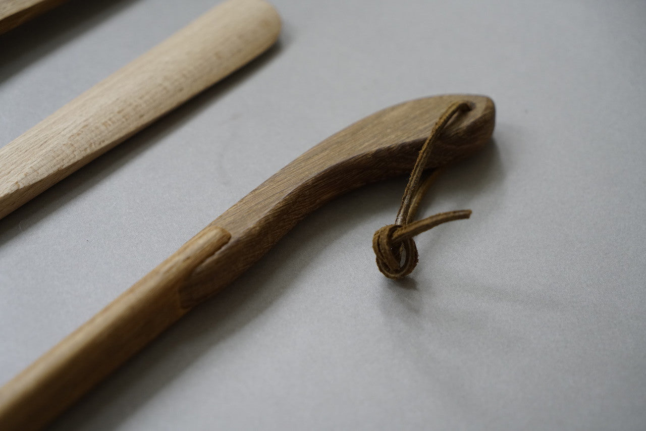 Shoehorn with Leather Strap - Emporium of the Modern Man
 - 2