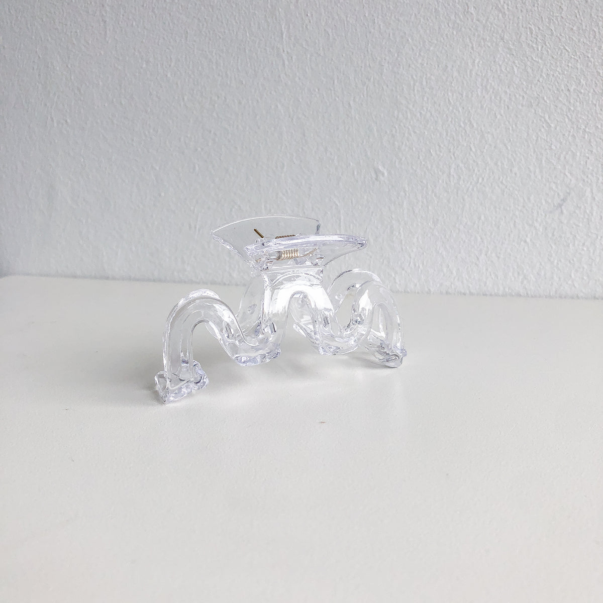 Clear Squiggle Hair Claw by Veronique