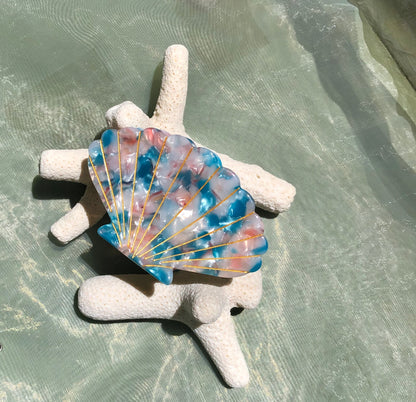 The Ava Shell Hair Claws by Veronique