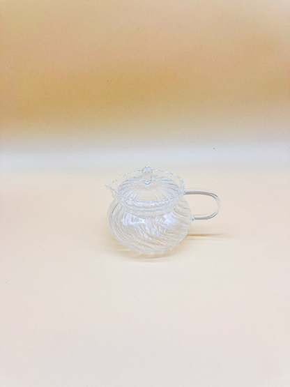 Vintage Style Ripple Teapot by PROSE Tabletop