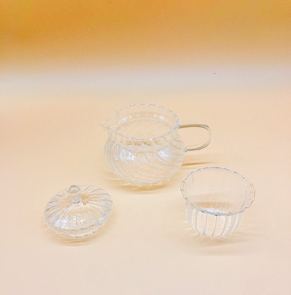 Vintage Style Ripple Teapot by PROSE Tabletop