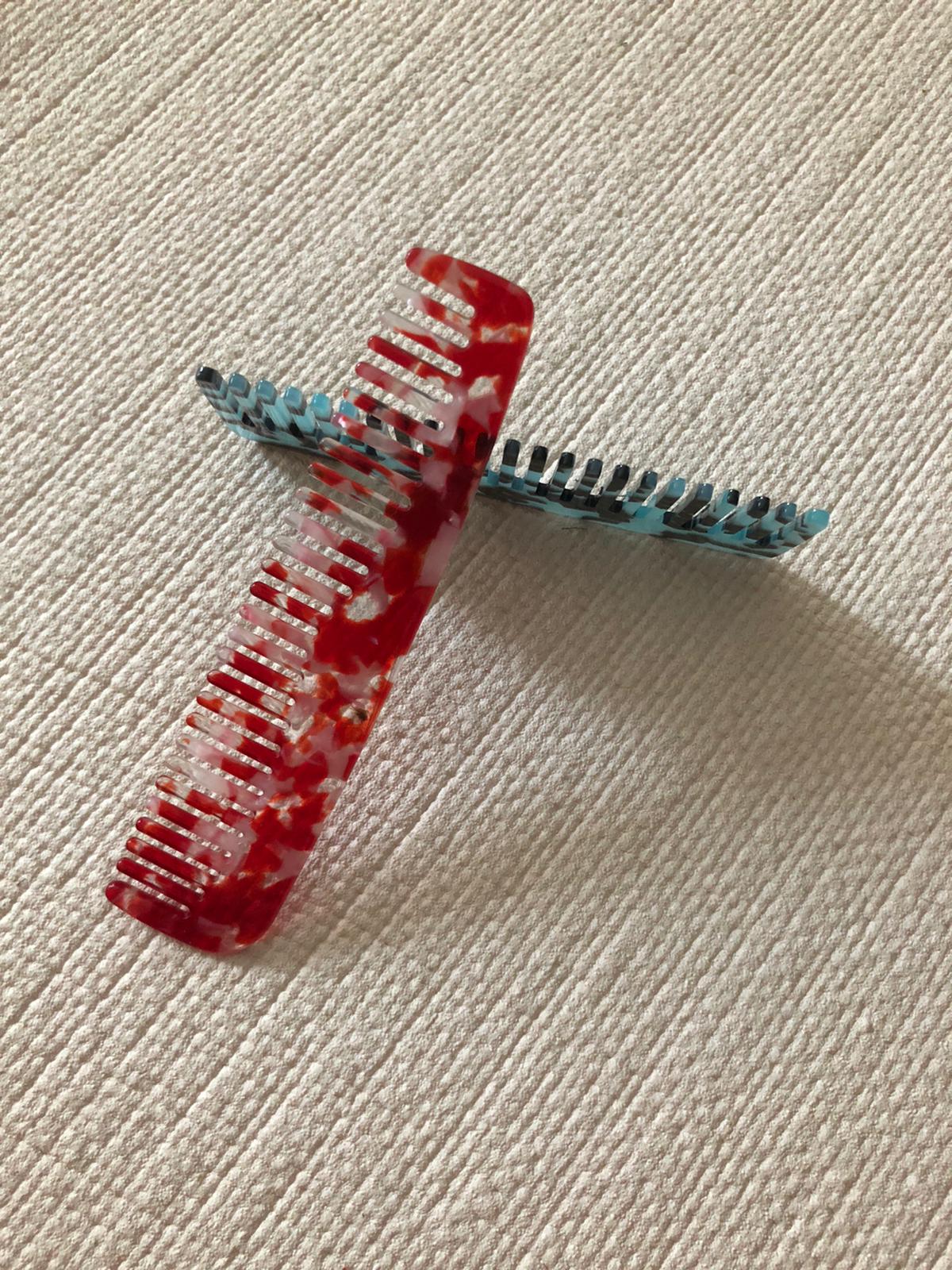 Veronique Acetate Hair Comb